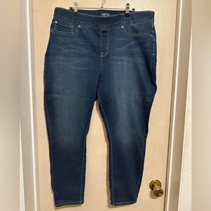 Levi Strauss Women’s Signature Totally Shaping Pull On Skinny Jeans Size 18S
